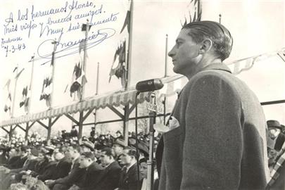 foto autografiada FEB.jpg